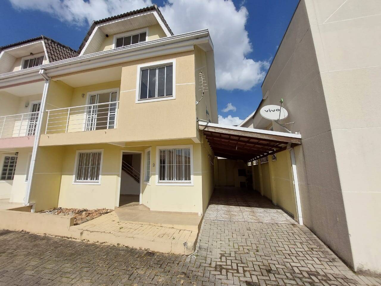 #809 - Sobrado para Venda em Curitiba - PR