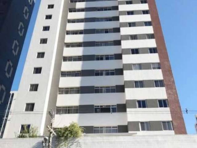 #730 - Apartamento para Venda em Curitiba - PR