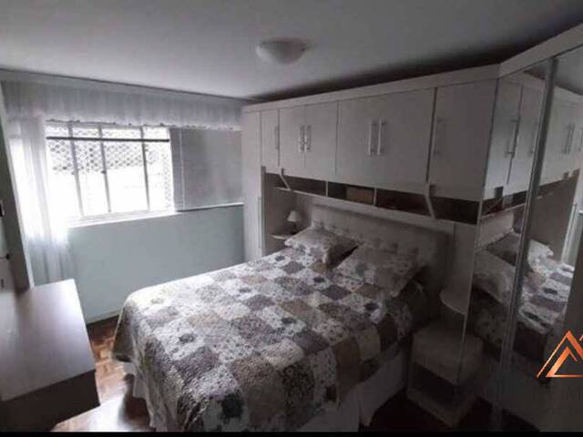 #748 - Apartamento para Venda em Curitiba - PR - 2