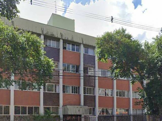 #748 - Apartamento para Venda em Curitiba - PR