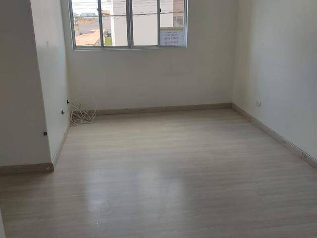 Apartamento para Venda em Curitiba - 4