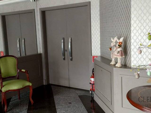 Apartamento para Venda em Curitiba - 5